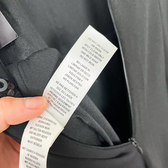 NWT Adrianna Papell Black Short Sleeve Illusion Sequin Bodice Jumpsuit Size 4 - Picture 11 of 12